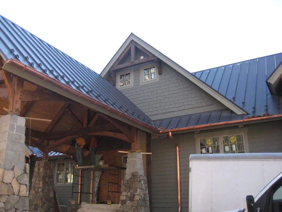 Craftsman Roofing team delivering quality roofing work in Little Richmond